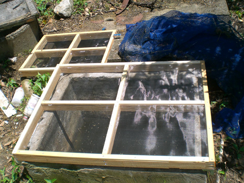 荒神谷喜多タンクのフタ