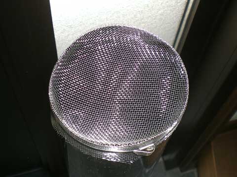 煙突の火の粉防止策